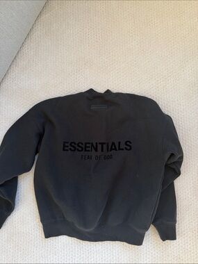 Fear of God ESSENTIALS Black Crewneck Sweatshirt